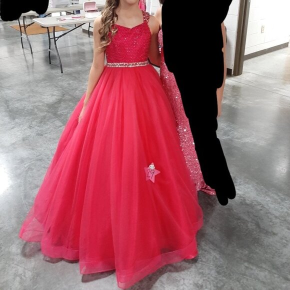 Ritzee Girl dark pink pageant dress little girl size 8, runs bigger - Picture 9 of 9